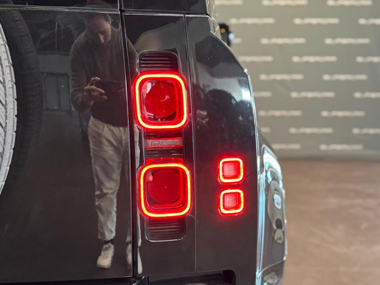 LAND ROVER Defender 110 3.0D 200 CV AWD Auto S AUTOCARRO - 6