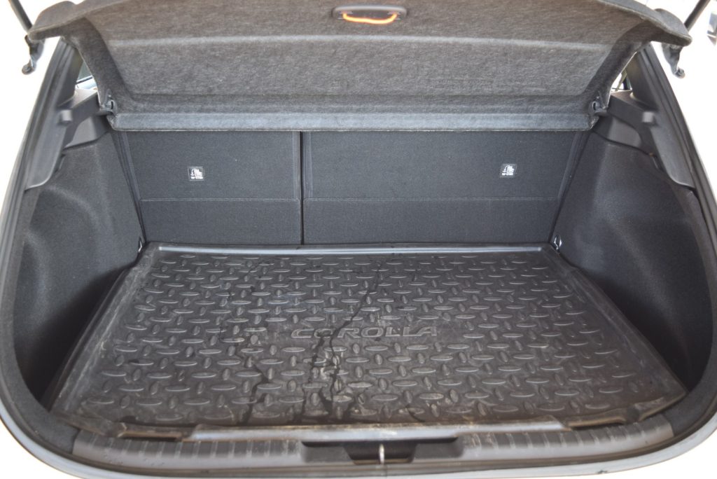 TOYOTA Corolla 1.8 Hybrid Business 98CV - 15