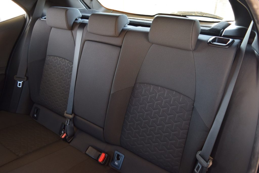 TOYOTA Corolla 1.8 Hybrid Business 98CV - 31