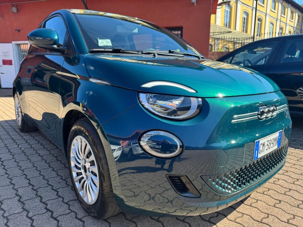 FIAT 500e Berlina 42 kWh - 3