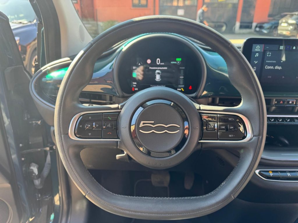 FIAT 500e Berlina 42 kWh - 10