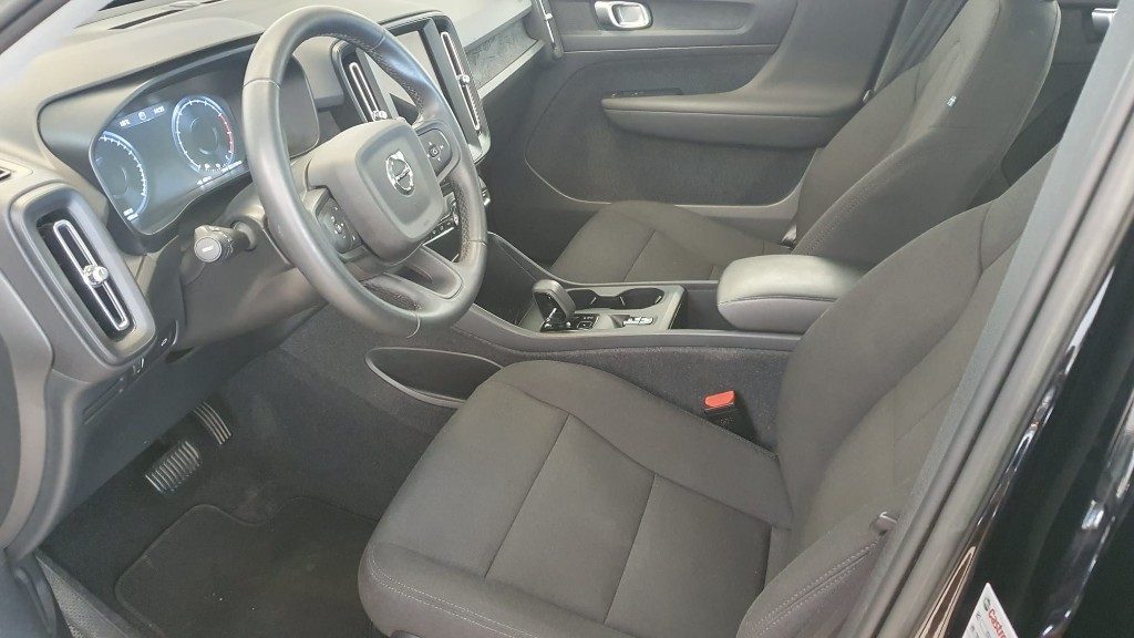 VOLVO XC40 T2 automatico Essential - Foto 5