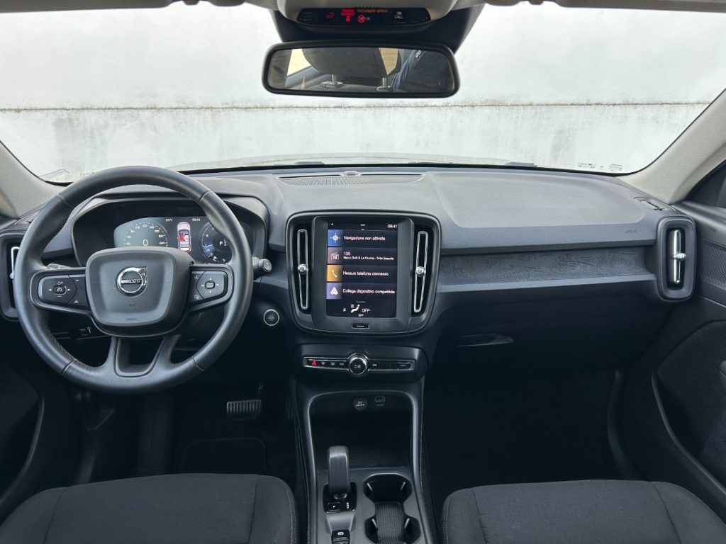 VOLVO XC40 T2 automatico Essential - Foto 5