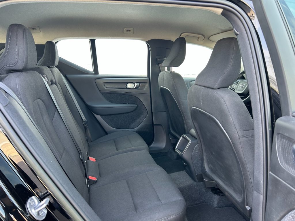 VOLVO XC40 T2 automatico Essential - Foto 6
