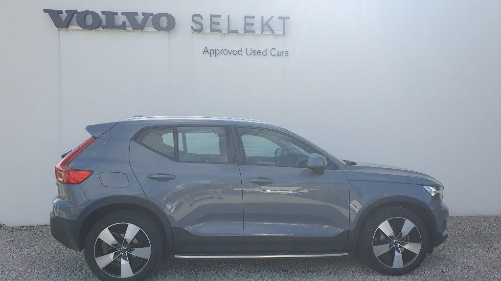 VOLVO XC40 T2 automatico Core N1 Autocarro - Foto 4