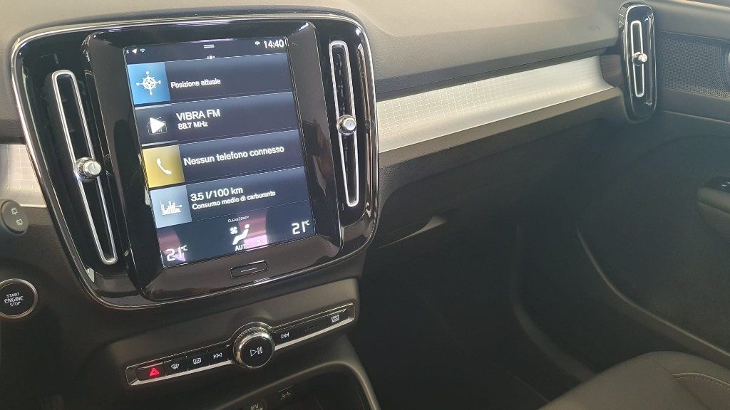 VOLVO XC40 T2 automatico Core N1 Autocarro - Grid Foto 10