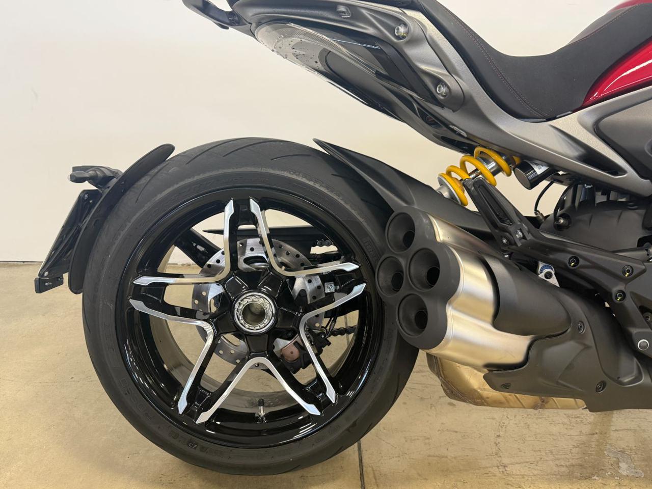 DUCATI XDiavel V4 BURNING RED MY2026 - 6