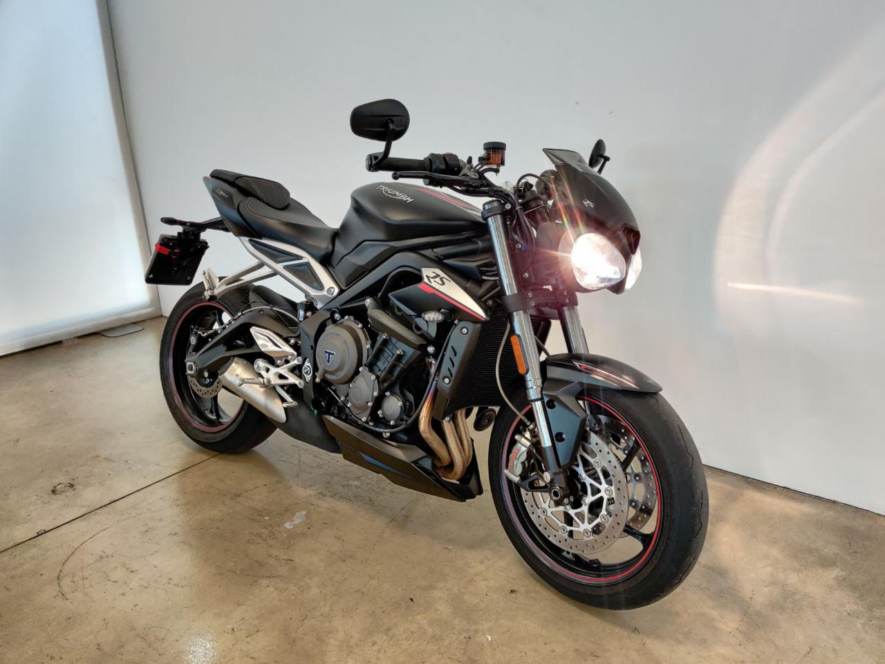 TRIUMPH Street Triple 765 RS - 2