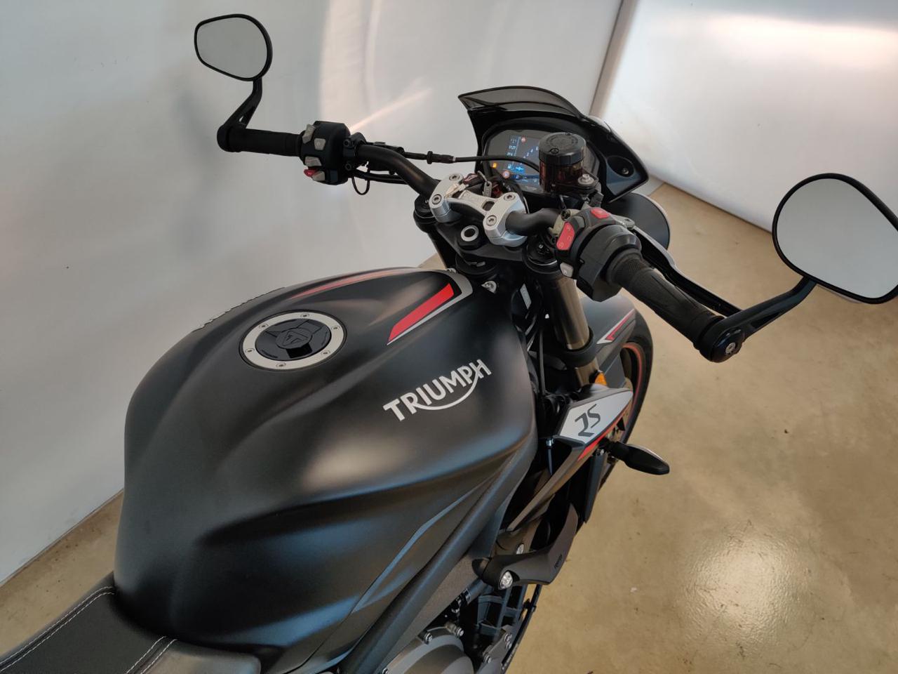 TRIUMPH Street Triple 765 RS - 9