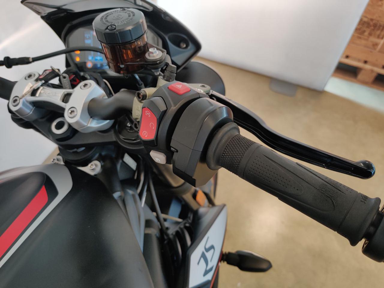 TRIUMPH Street Triple 765 RS - 11