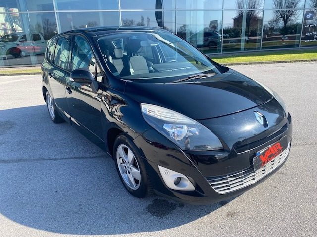 RENAULT Scenic Nero metallizzato