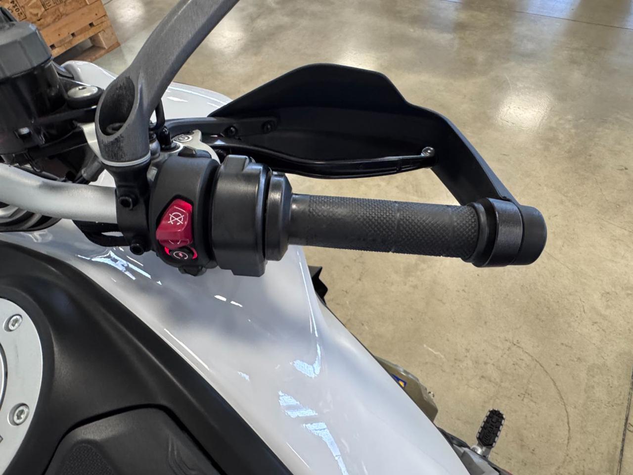 DUCATI Multistrada V4 S RADAR ICEBERG - 10