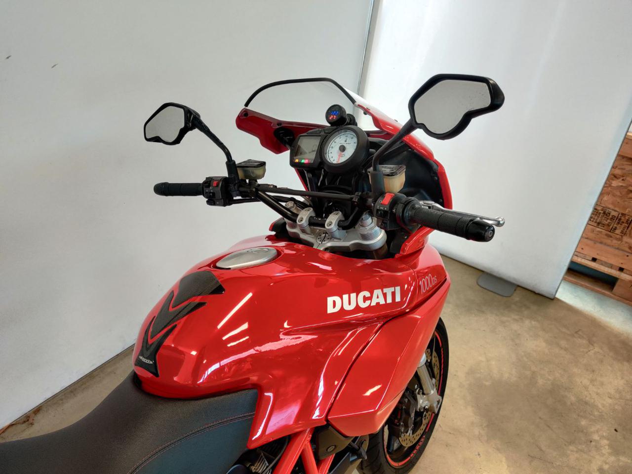 DUCATI Multistrada 1000 DS - 8
