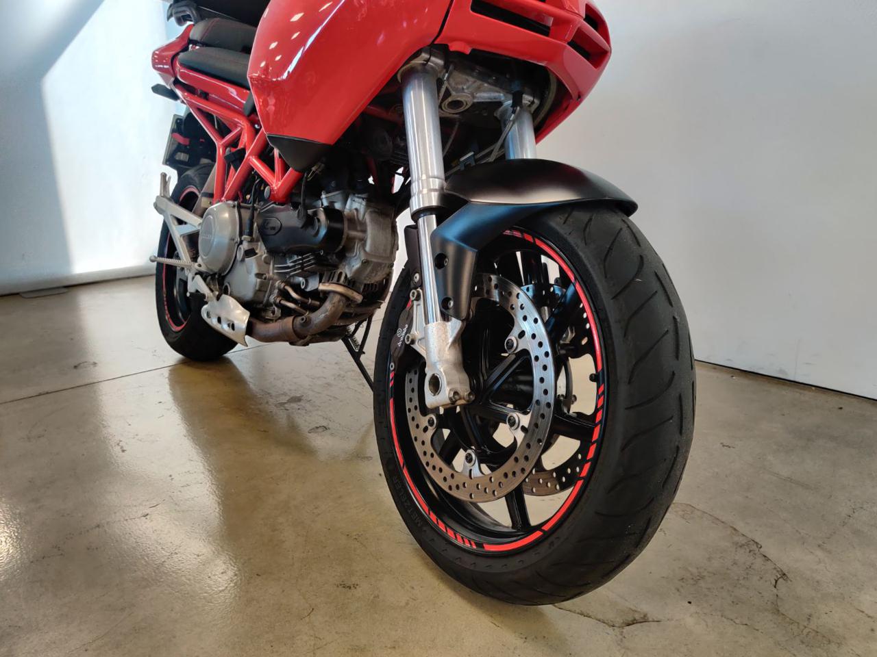 DUCATI Multistrada 1000 DS - 4