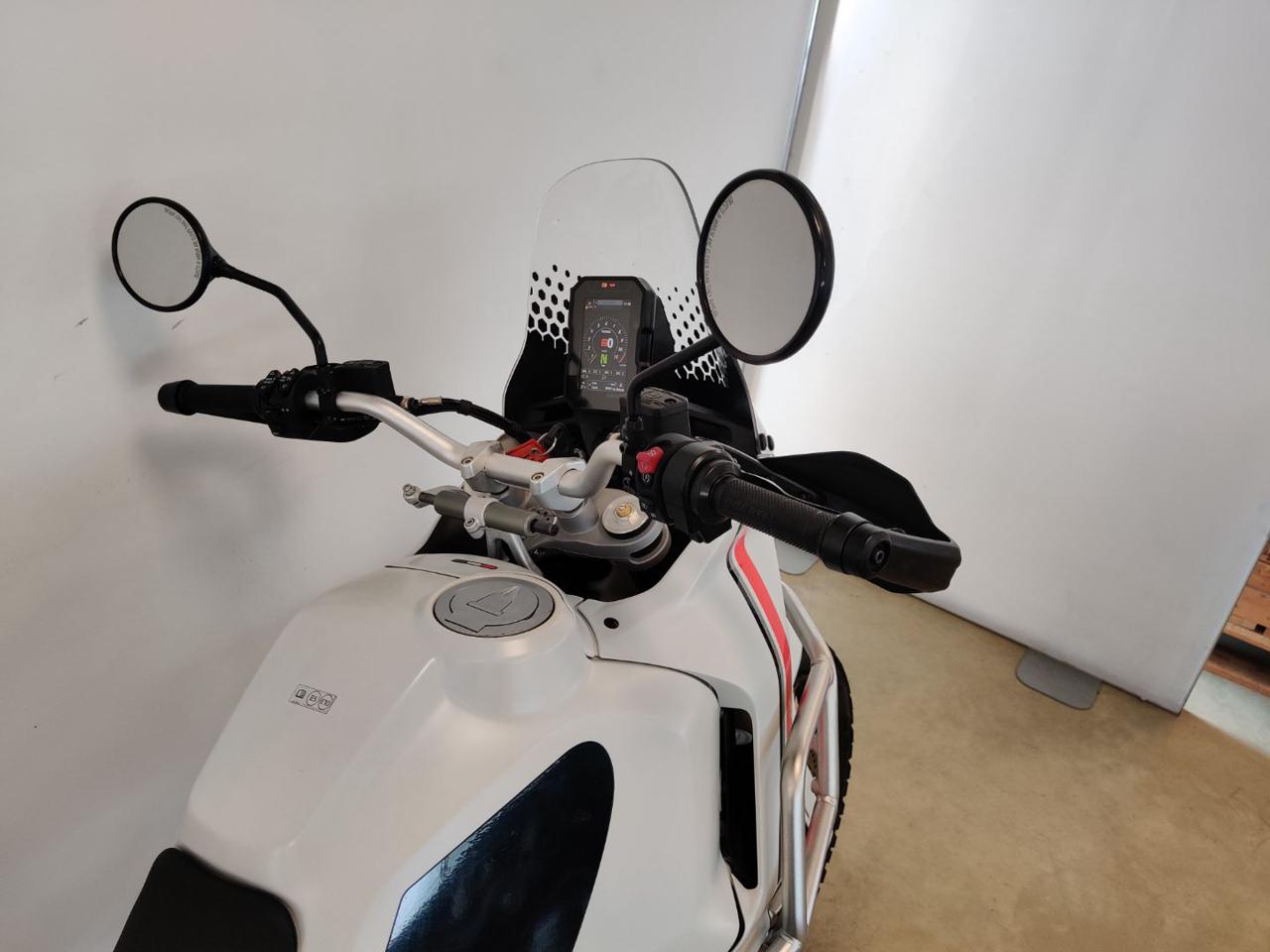 DUCATI DesertX 937 STAR WHITE - 8