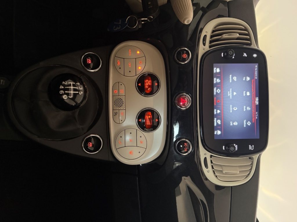 FIAT 500 1.0 Hybrid Dolcevita - 11