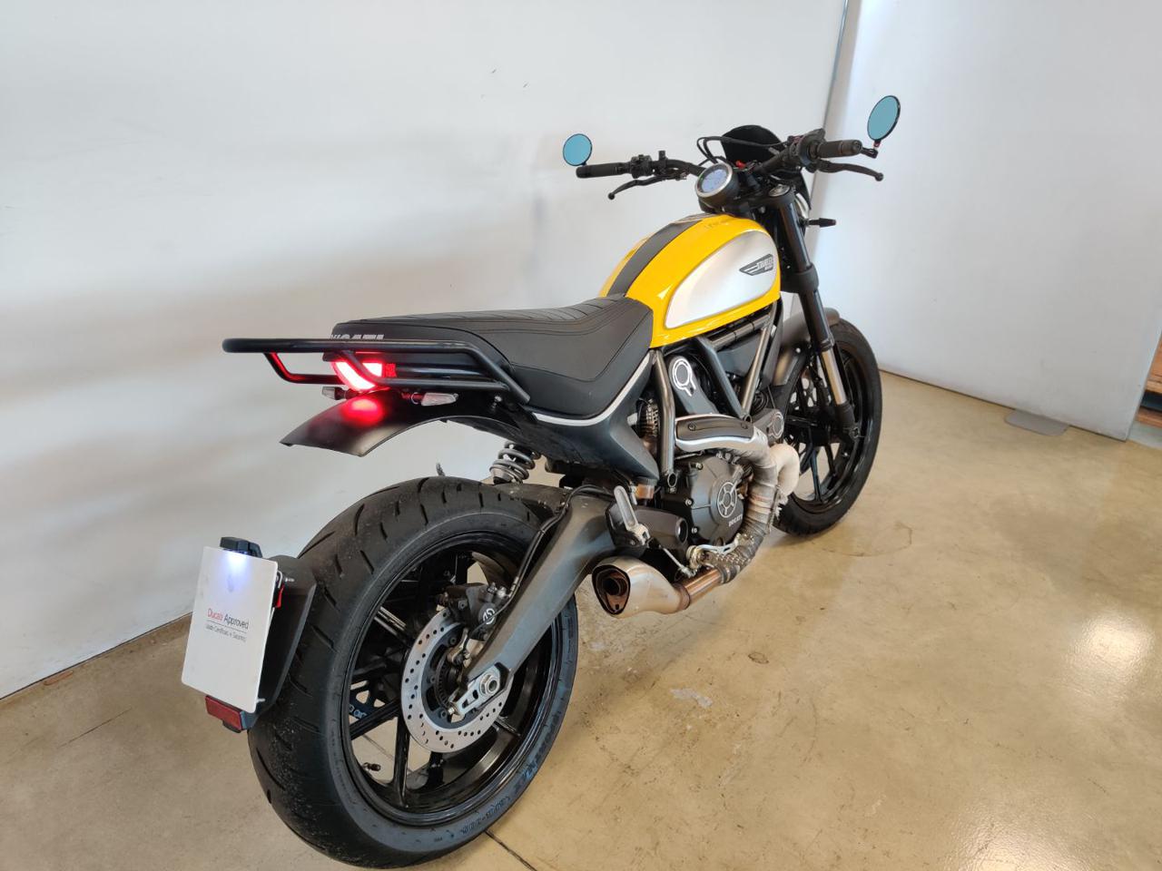 DUCATI Scrambler 800 ICON YELLOW - 7