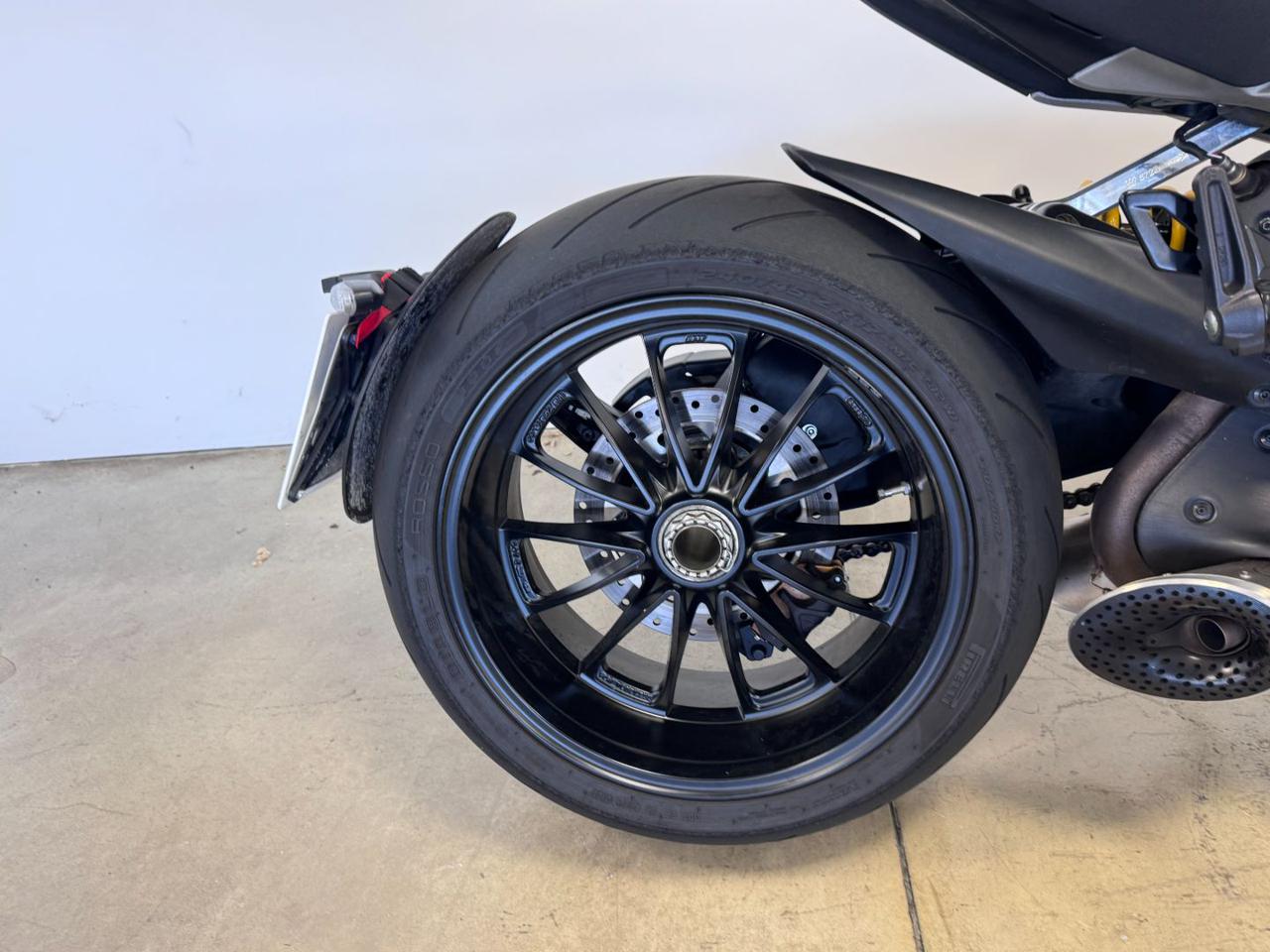 DUCATI Diavel 1260 - 7