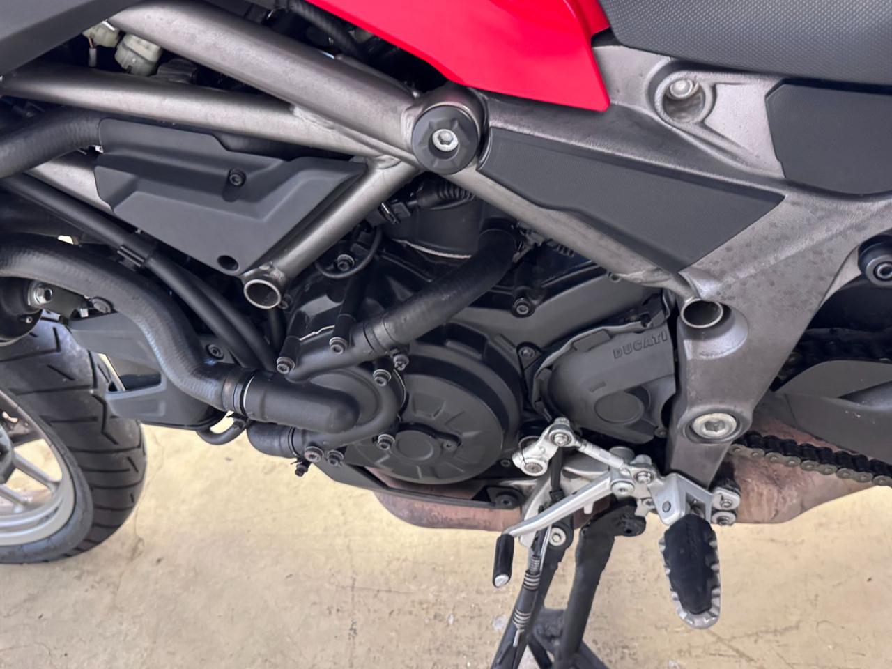 DUCATI Multistrada 950 RED - 9