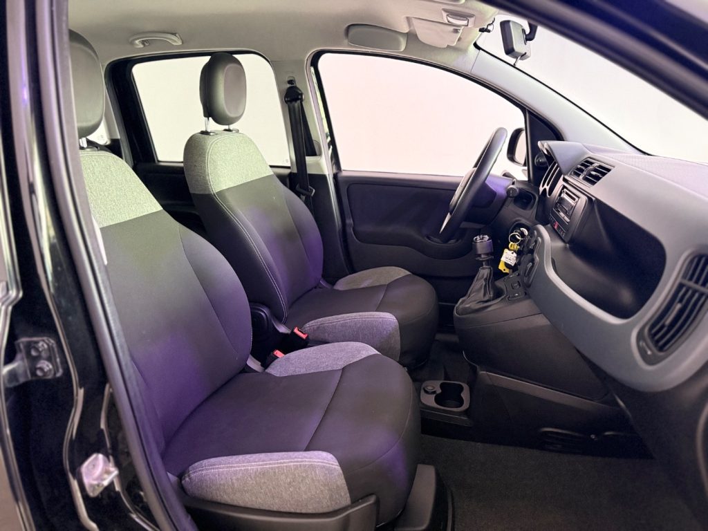 FIAT Panda 1.0 FireFly S&S Hybrid - 11
