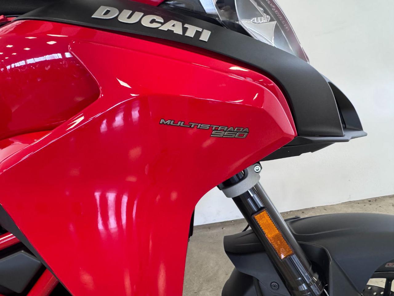 DUCATI Multistrada 950 RED - 5