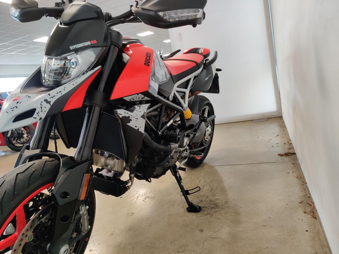 DUCATI Hypermotard 950 RVE MY 2024 - 3
