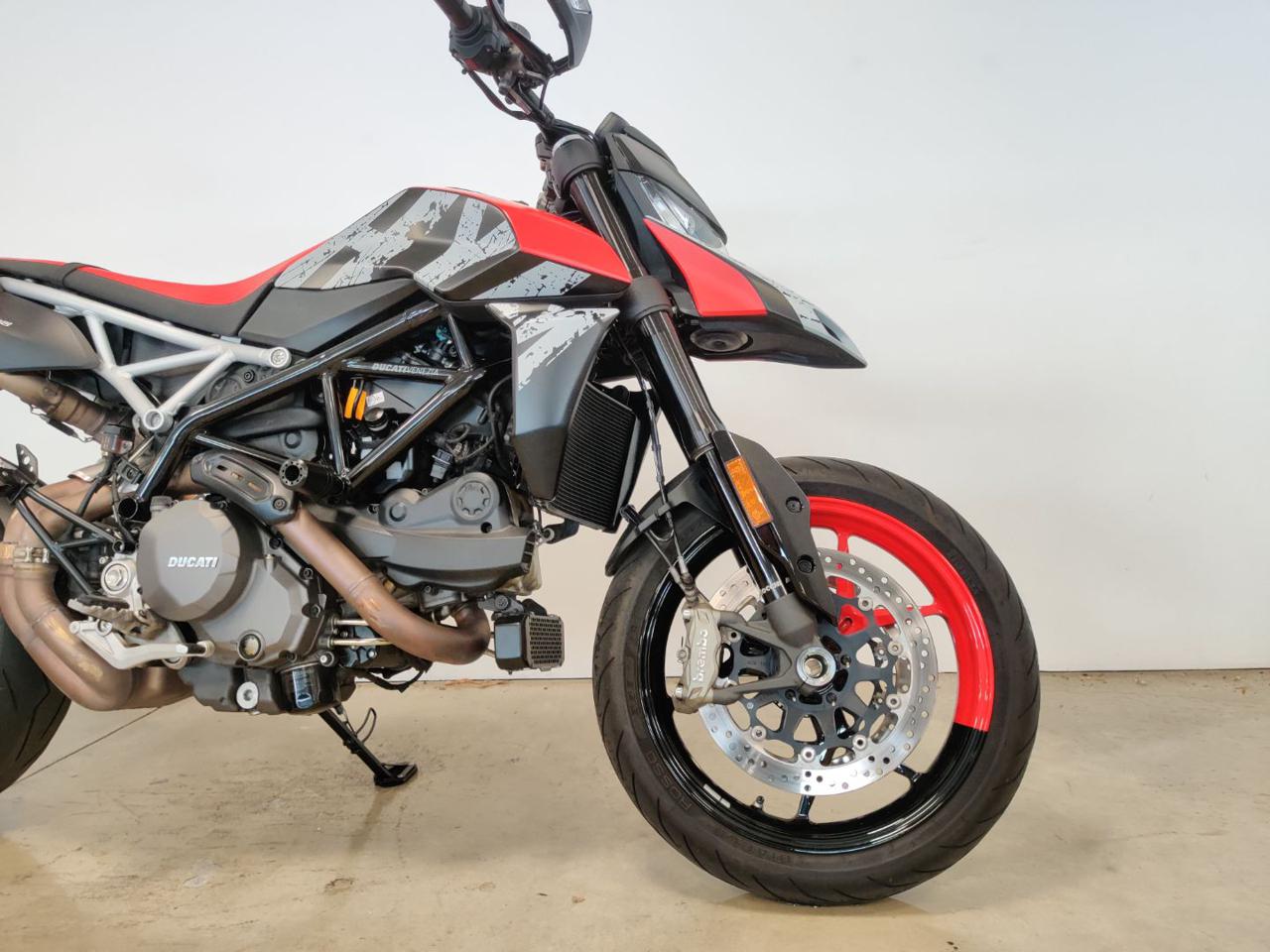 DUCATI Hypermotard 950 RVE MY 2024 - 4