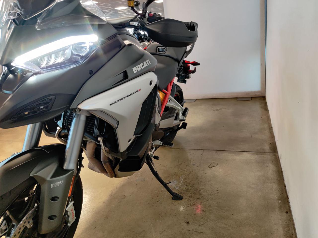 DUCATI Multistrada V4 S AVIATOR GRAY TRAVEL - 3