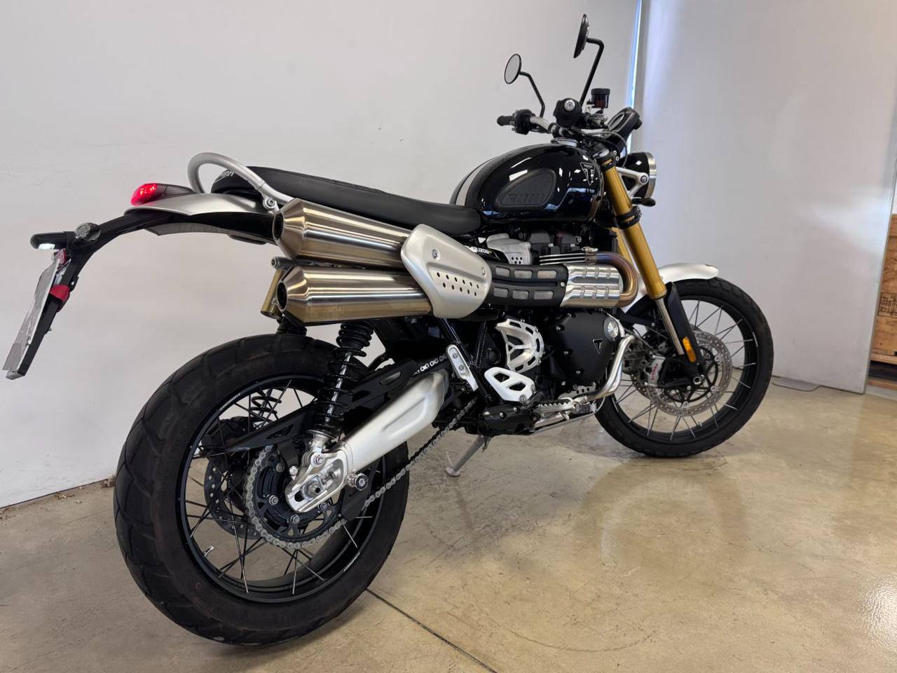 TRIUMPH Scrambler 1200 XE BLACK - 7