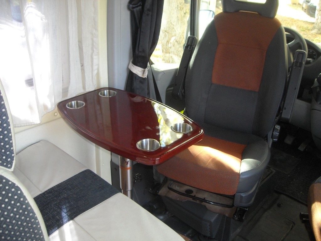 LIVINGSTONE K2