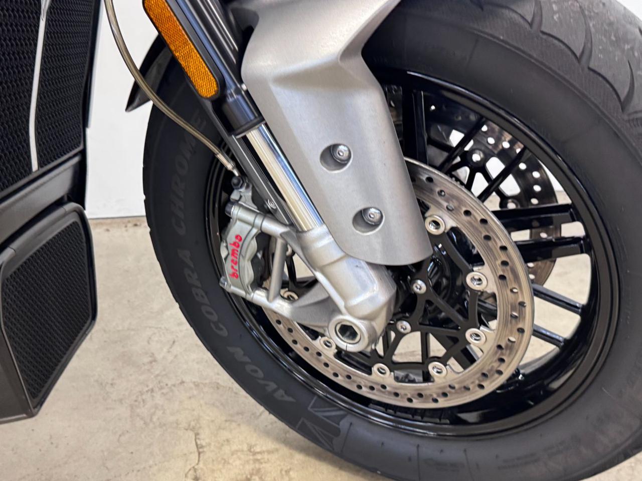 TRIUMPH Rocket 3 R BLACK - 4