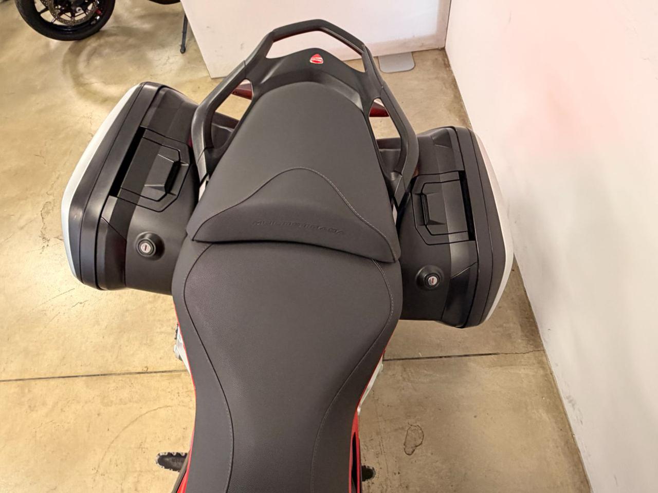 DUCATI Multistrada 1200 S - 10