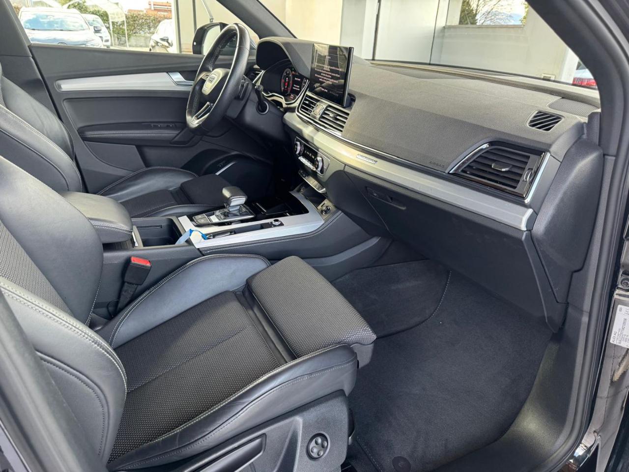 AUDI Q5 SPB 40 TDI quattro S tronic S line plus - 24