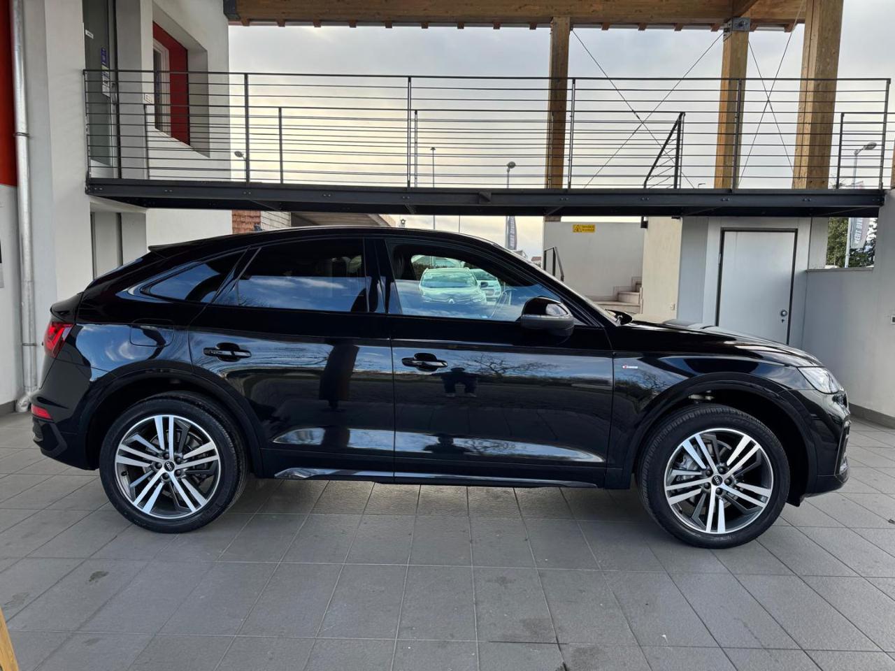 AUDI Q5 SPB 40 TDI quattro S tronic S line plus - 7