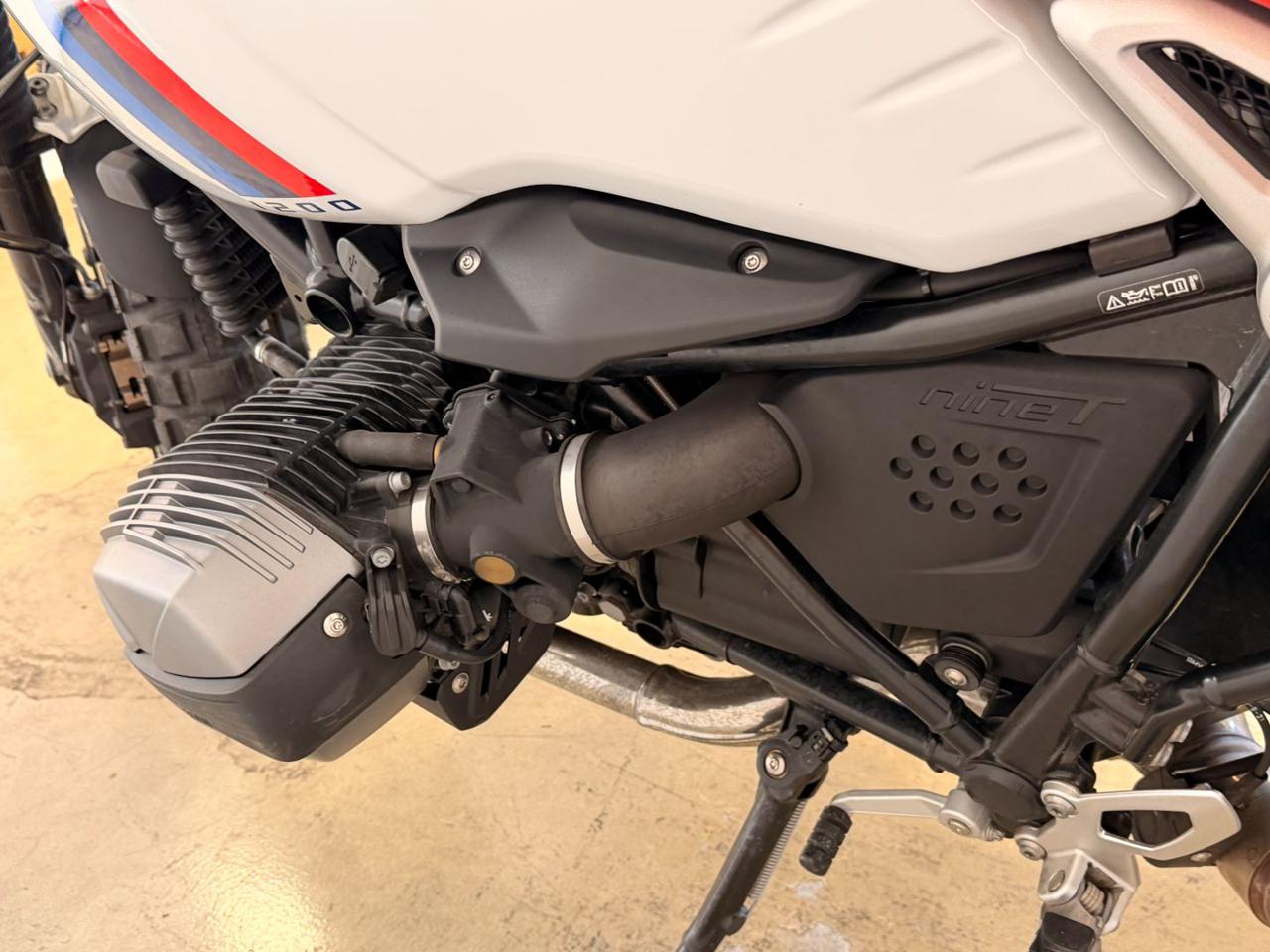 BMW R Nine T URBAN GS - 8