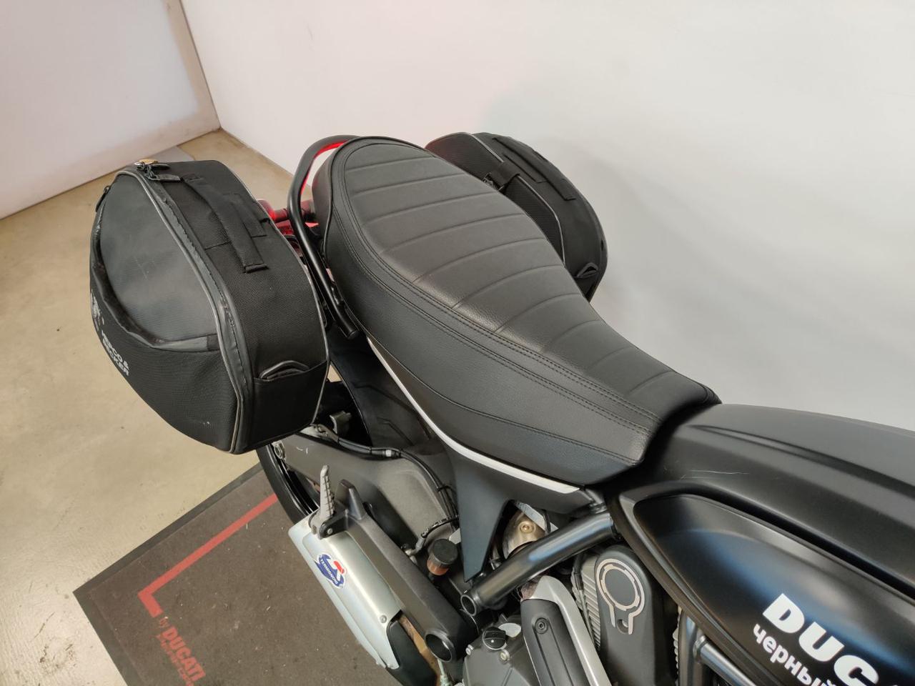 DUCATI Scrambler 800 ICON DARK - 8