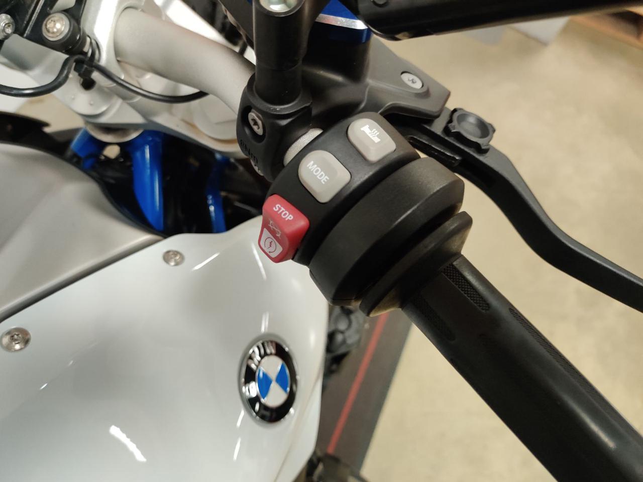 BMW R 1200 R MY 2018 - 11