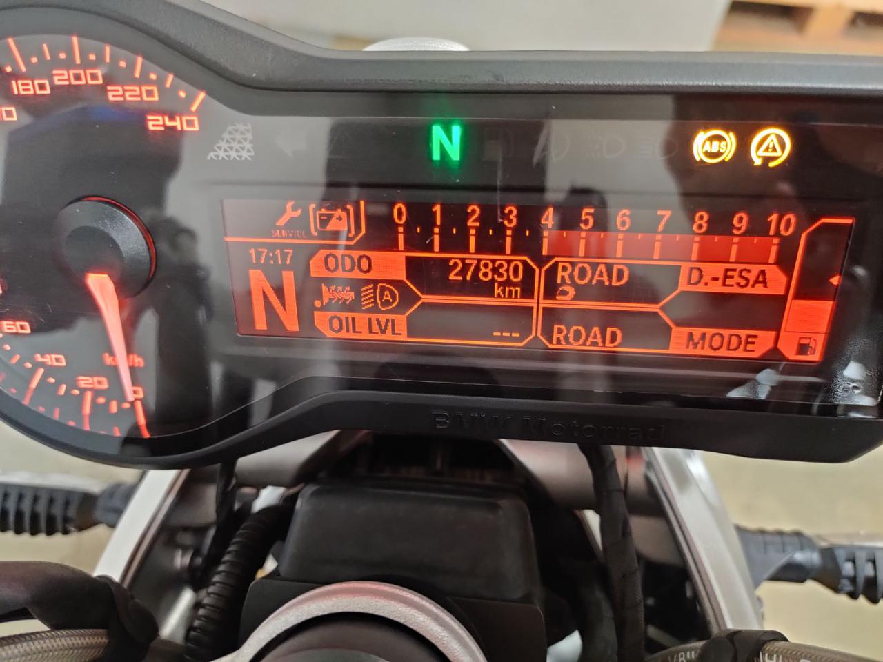 BMW R 1200 R MY 2018 - 12