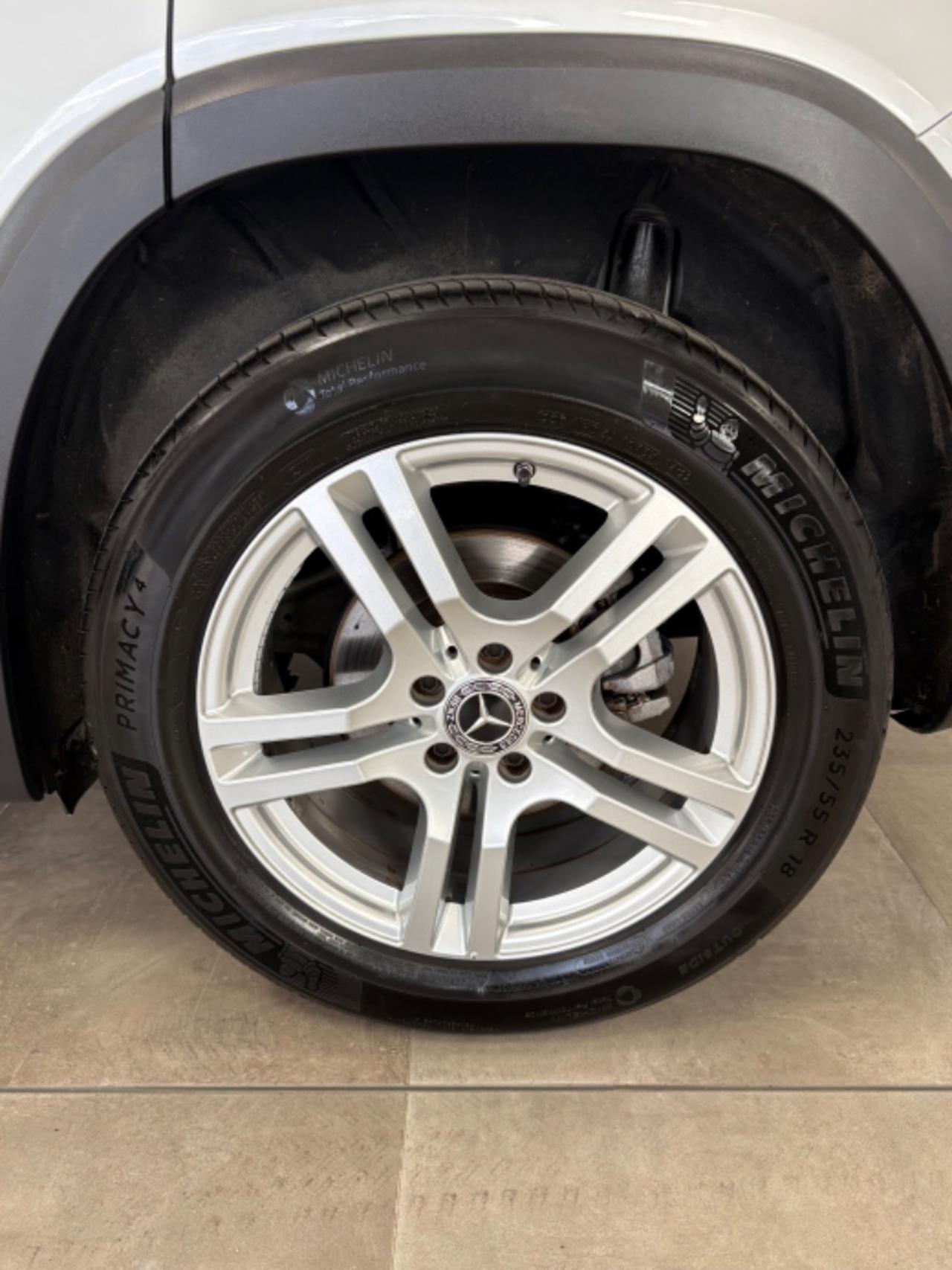 MERCEDES-BENZ GLB 200 d Automatic Business Extra - 23