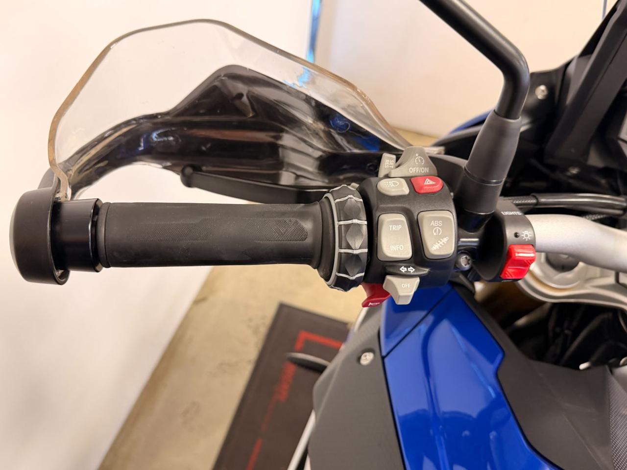 BMW S 1000 XR MY 2020 - 12