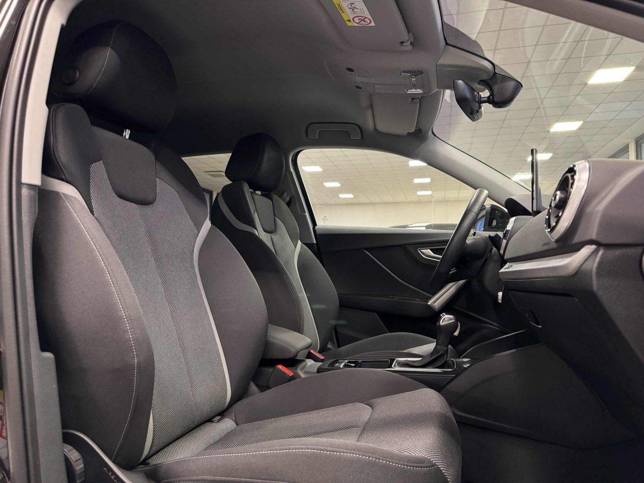 AUDI Q2 35 TDI S tronic Business Advanced - 13