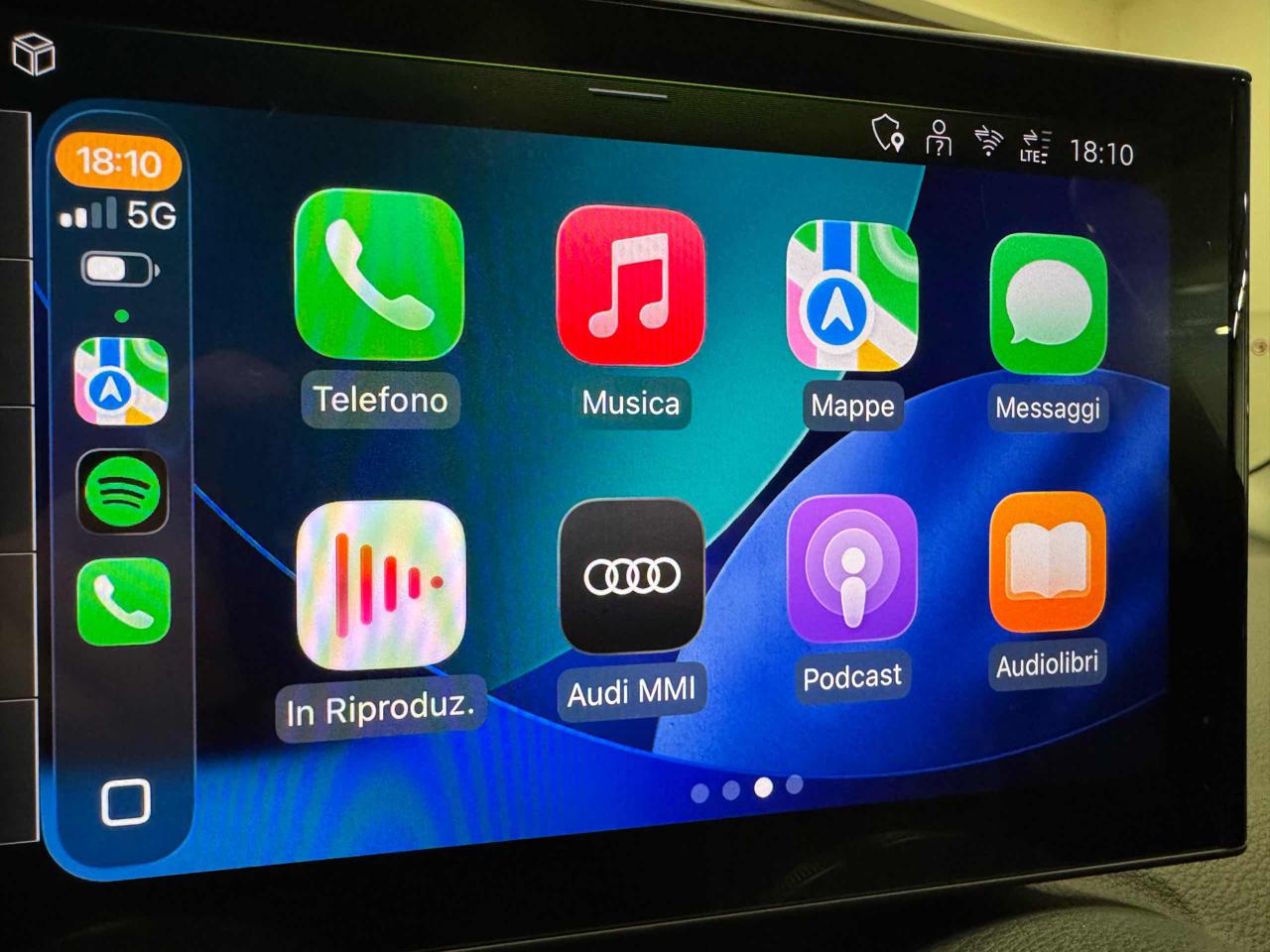 AUDI Q2 35 TDI S tronic Business Advanced - 17