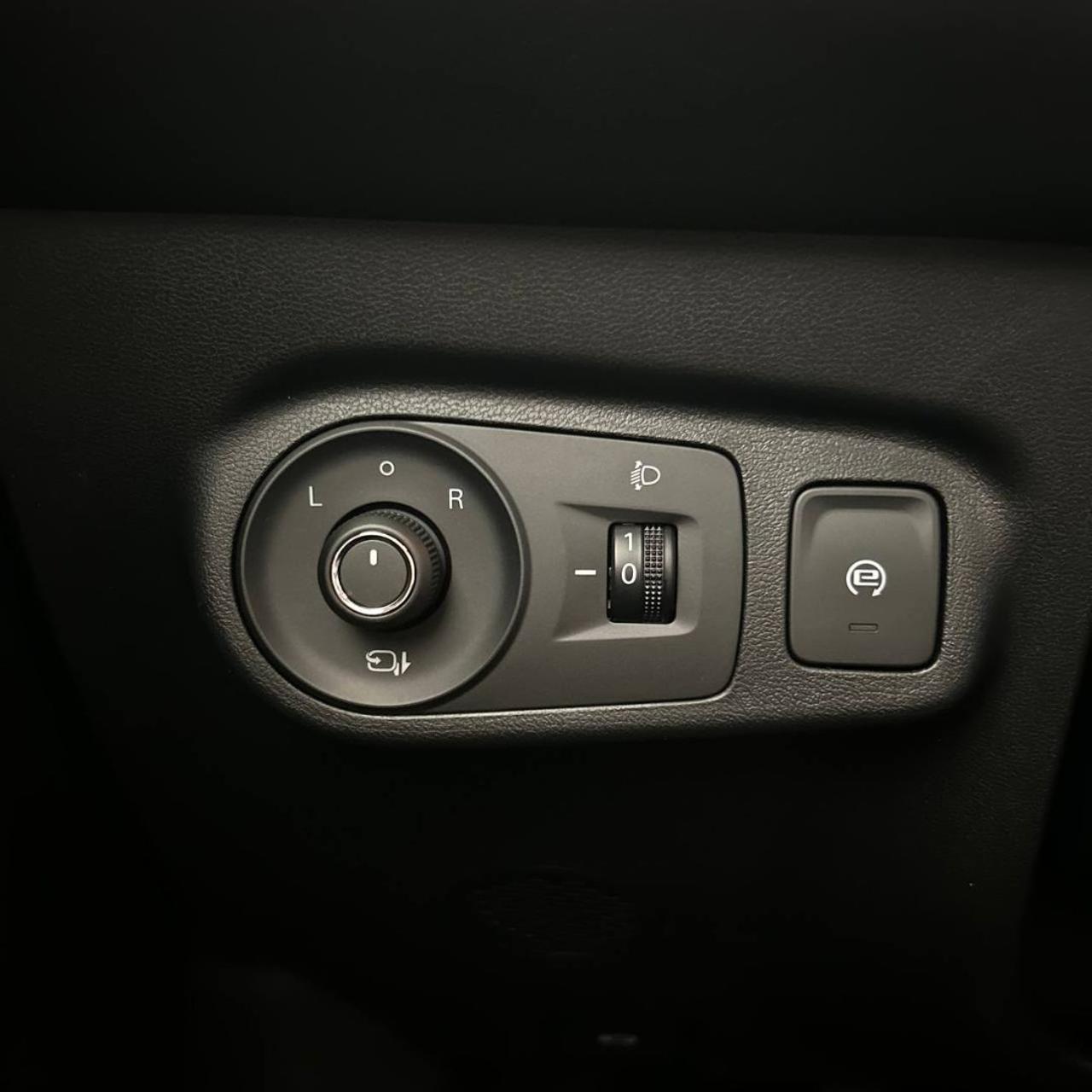 MG ZS 1.5 Comfort VARI COLORI DISPONIBILI - 29