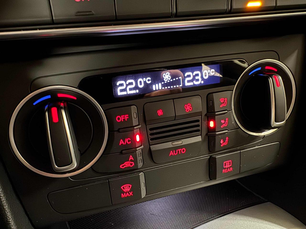 AUDI Q3 2.0 TDI 150 CV quattro S tronic Business - 14