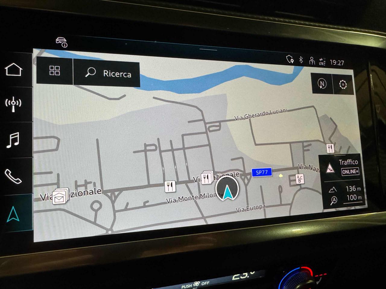 AUDI Q3 35 TDI S tronic Business Advanced - 9