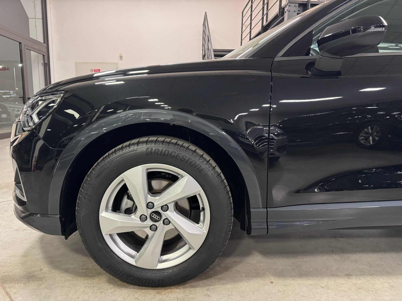 AUDI Q3 35 TDI S tronic Business Advanced - 29