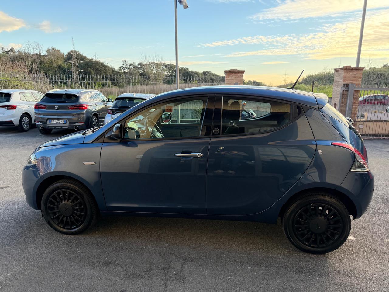 LANCIA Ypsilon 1.0 FireFly Hybrid Ecochic Silver (NESSUN VINCOLO) - 17