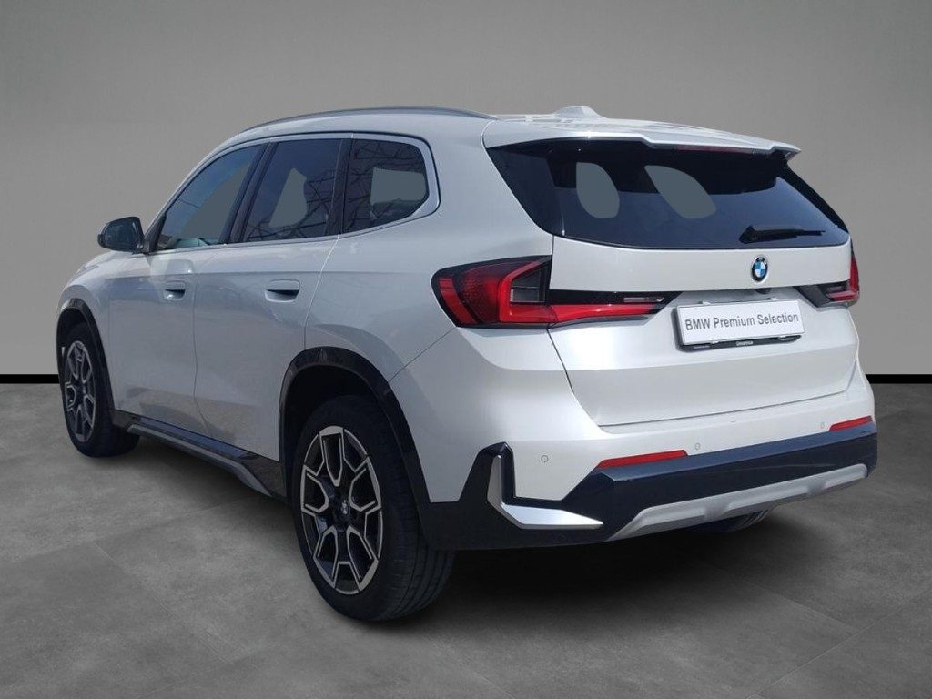 BMW X1 sDrive 18d xLine Aut. + Tetto apr. - 4