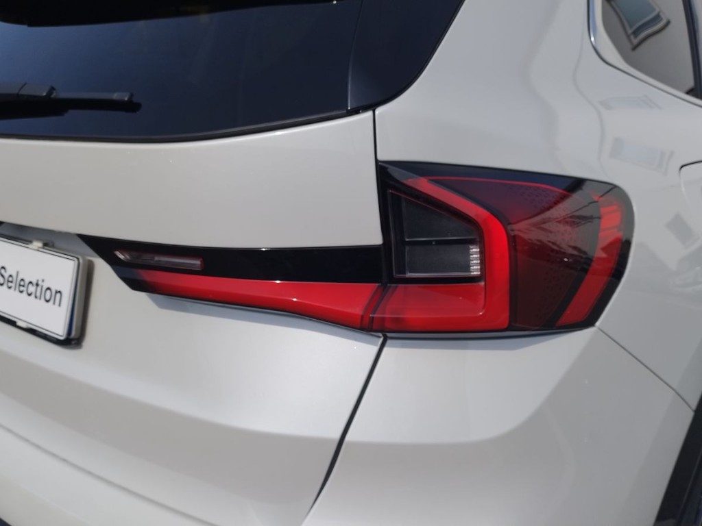 BMW X1 sDrive 18d xLine Aut. + Tetto apr. - 7