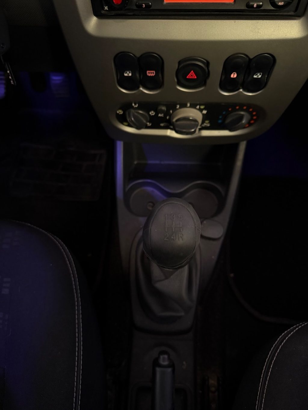 DACIA Sandero Stepway 1.6 8V 90CV - 4